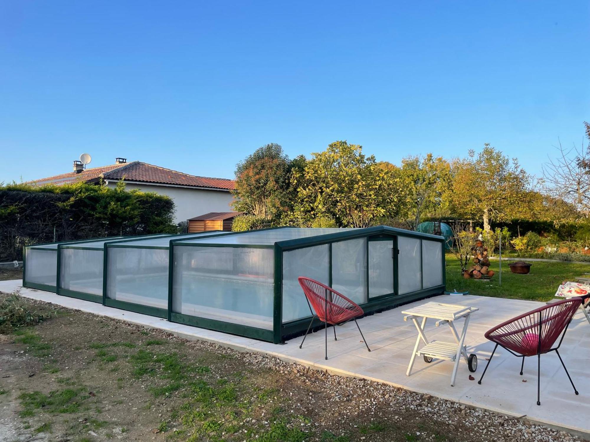 Charmant Studio Meuble Montignac-Charente Bagian luar foto